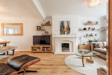 9 Bowes Drive, Ongar, CM5 9AU