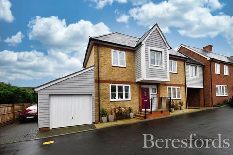 4 bedroom link detached house for sale, Ashford Place, Broomfield, CM1