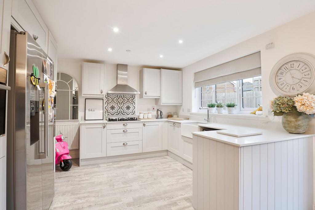 Kitchen dining room