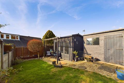 3 bedroom semi-detached house for sale, Sandford Way, Tuffley, Gloucester, Gloucestershire, GL4