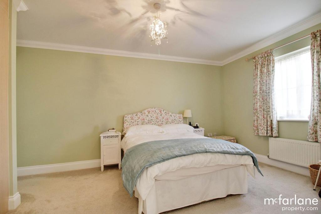 Master bedroom & En-suite