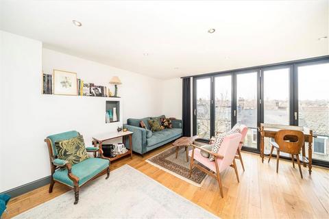 47 Mayhill Road, London, SE7 7JG