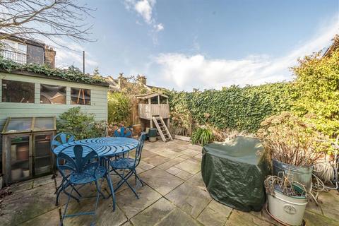 47 Mayhill Road, London, SE7 7JG