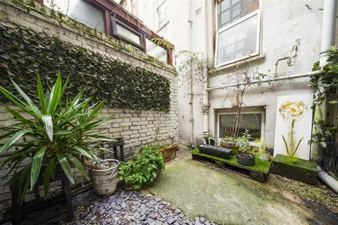 18b Ford Square, London, E1 2HS