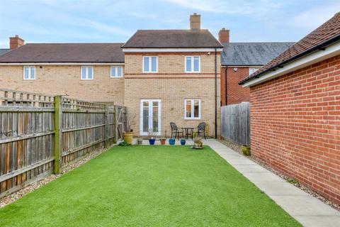 3 bedroom link detached house for sale, Valerian Way, Stotfold SG5 4ET