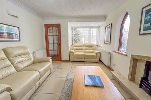 4 bedroom detached house for sale, Gloucester Close, Nuneaton