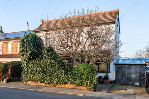 3 bedroom detached house for sale, Laleham Road, Shepperton, TW17