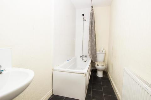 28 Laurel Avenue, Darwen, BB3 3AG