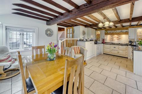 Blackwell Cottage Donington Lane, Albrighton, Wolverhampton, WV7 3AD