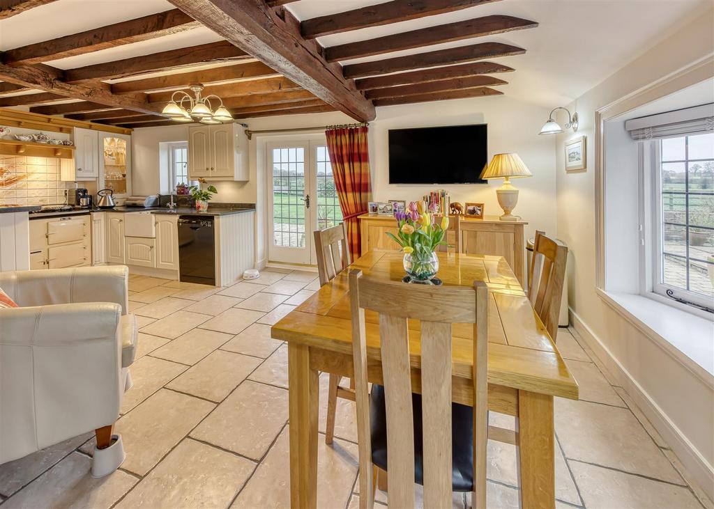 Blackwell Cottage-kitchen2.jpg
