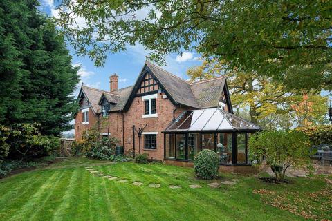 5 bedroom detached house for sale, Welford Road, Spratton, Northampton