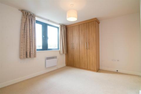 2 bedroom flat for sale, Troy Road, Horsforth, Leeds, West Yorkshire, LS18