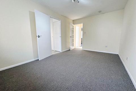 1 bedroom flat to rent, Grove Road Chadwell Heath