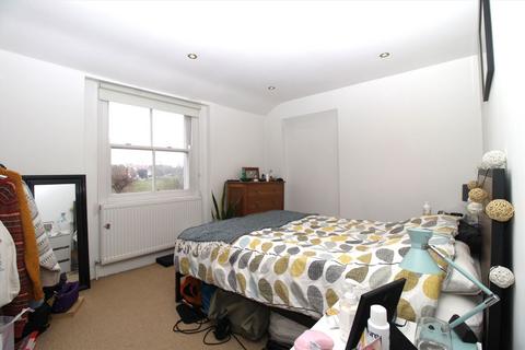 2 bedroom flat to rent, Peckham Rye, London SE22