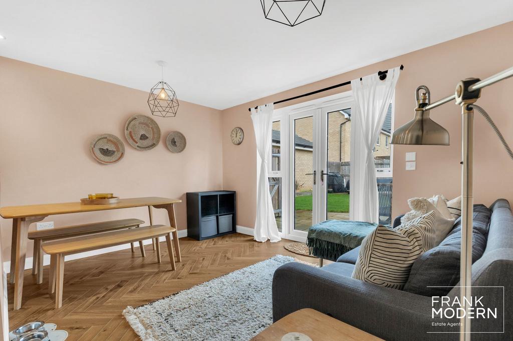 Family Room / Dining