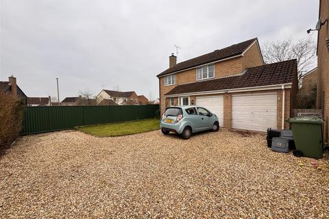 5 Brandon Close, Grange Park, Swindon, SN5 6AA