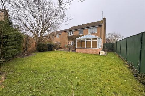 5 Brandon Close, Grange Park, Swindon, SN5 6AA