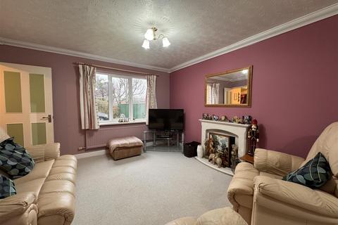 5 Brandon Close, Grange Park, Swindon, SN5 6AA