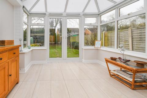 16 Clive Road, Pattingham, Wolverhampton, WV6 7BU