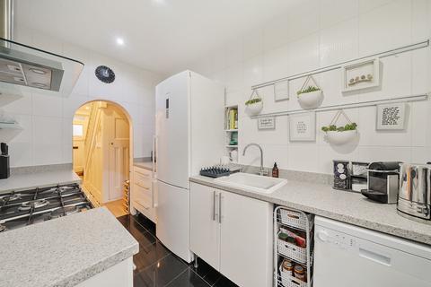 140 Whytecliffe Road North, Purley, CR8 2AS