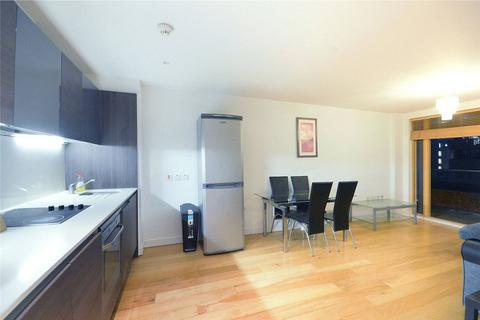 2 bedroom flat to rent, Crampton Street, Elephant and Castle, London, SE17