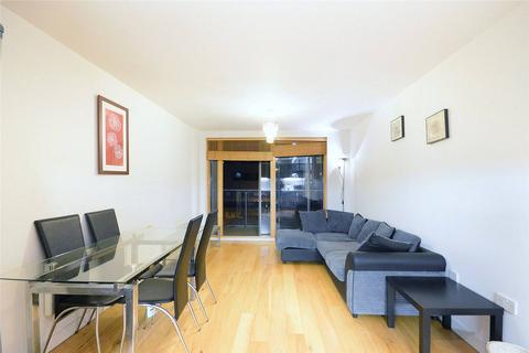 2 bedroom flat to rent, Crampton Street, Elephant and Castle, London, SE17