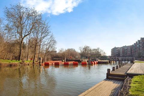 2 bedroom apartment for sale, Whitefriars Wharf, Tonbridge TN9