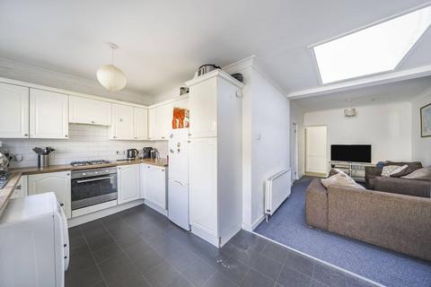 4 bedroom terraced house for sale, Valnay Street, Tooting, London, SW17