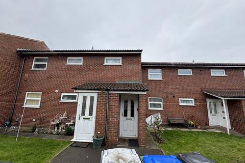 3 bedroom flat to rent, Barncroft Street, West Bromwich B70