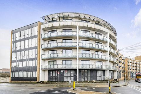 1 bedroom flat for sale, Durnsford Road, Wimbledon Park, London, SW19