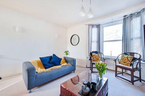 1 bedroom flat for sale, Cobbold Road, Chiswick, London, W12
