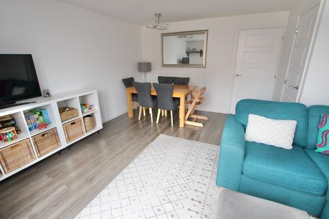 2 Coalfield Grove, Aylesham, Canterbury, CT3 3FX