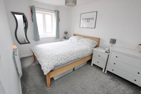 2 Coalfield Grove, Aylesham, Canterbury, CT3 3FX