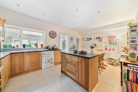 3 bedroom semi-detached house for sale, Edward Road, Farnham, GU9