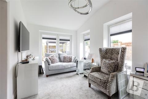 4 bedroom detached house for sale, Silver Birch Mews, Upminster, Havering, RM14