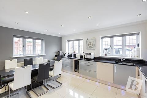 4 bedroom detached house for sale, Silver Birch Mews, Upminster, RM14