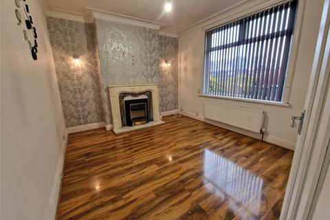 3 bedroom semi-detached house to rent, Chapel Lane, Dewsbury, West Yorkshire, WF12