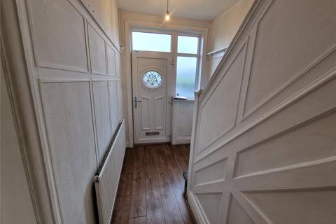 3 bedroom semi-detached house to rent, Chapel Lane, Dewsbury, West Yorkshire, WF12