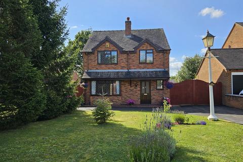 4 bedroom detached house for sale, Bloomfield Close, Hilton