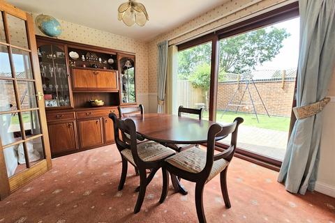 4 bedroom detached house for sale, Bloomfield Close, Hilton