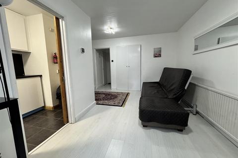 1 bedroom apartment for sale, Clarence Road, Windsor