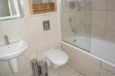 2 bedroom apartment to rent, Magellan House, Armouries Way, Leeds