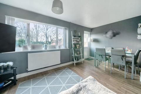 60 Barry Way, Basingstoke, RG22 4NH