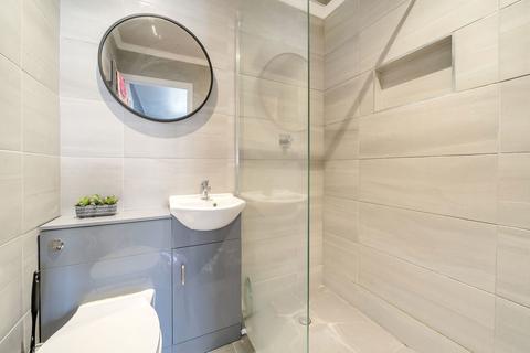 60 Barry Way, Basingstoke, RG22 4NH