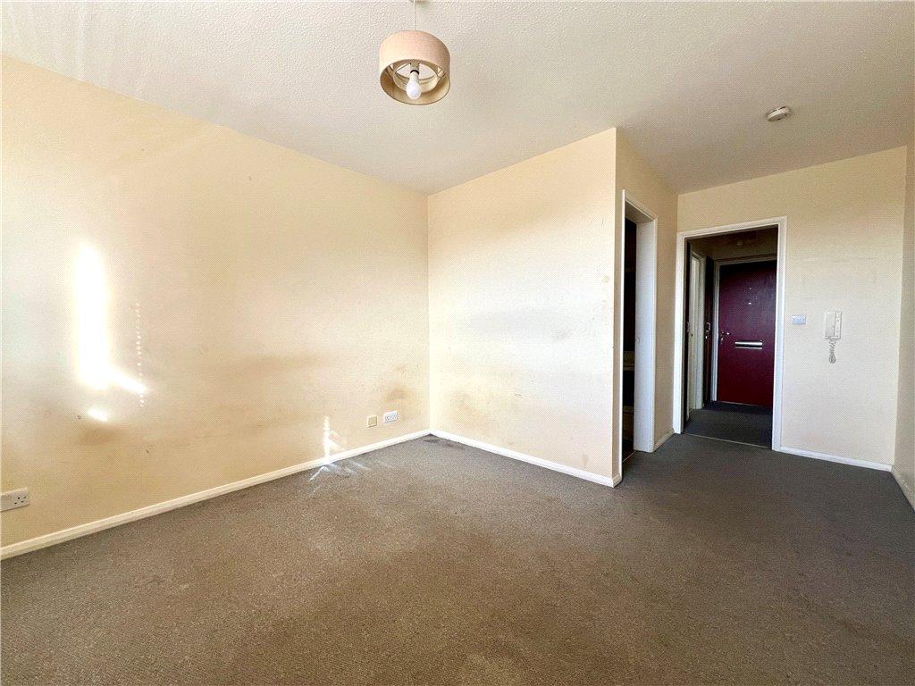 Studio Room