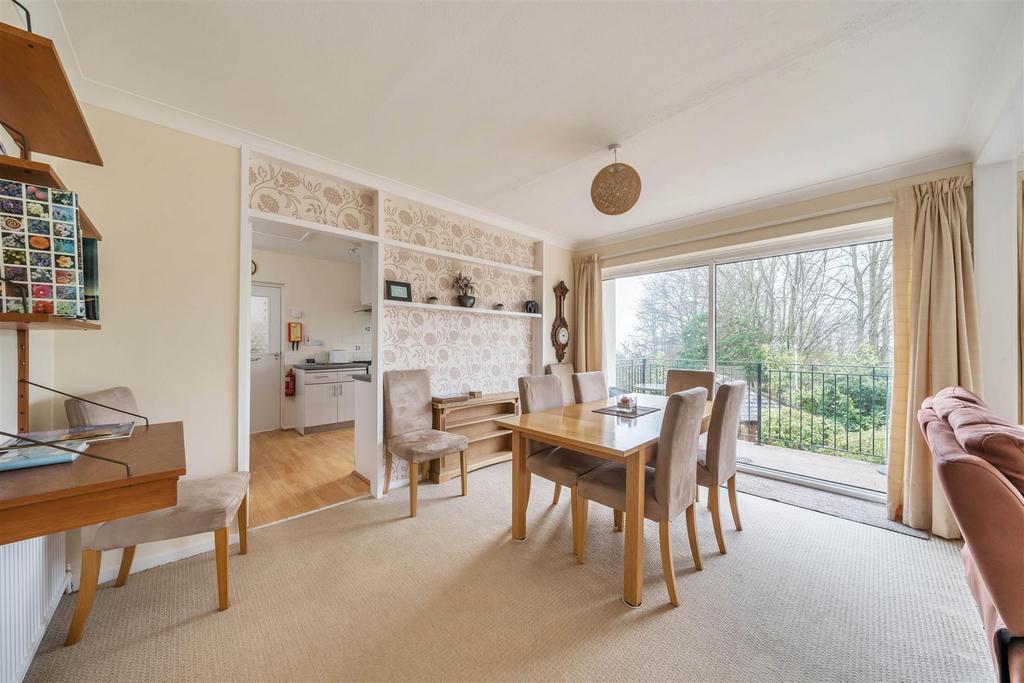 Dining/ living room