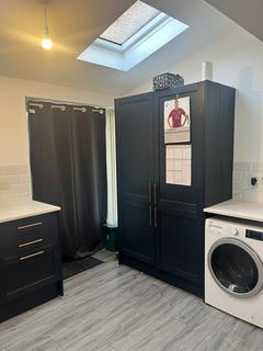 2 bedroom terraced house to rent, Swansea SA1