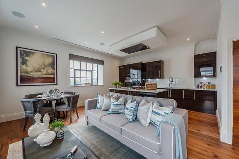 Palace Wharf, London, W6