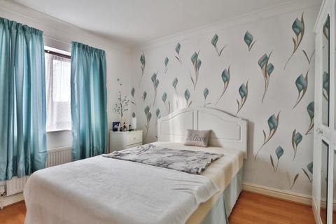 25 Ellis Close, Preston, Hull, HU12 8XG