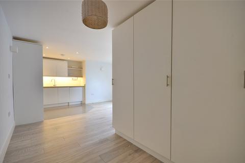 1 bedroom apartment for sale, Pembroke Road, Ruislip